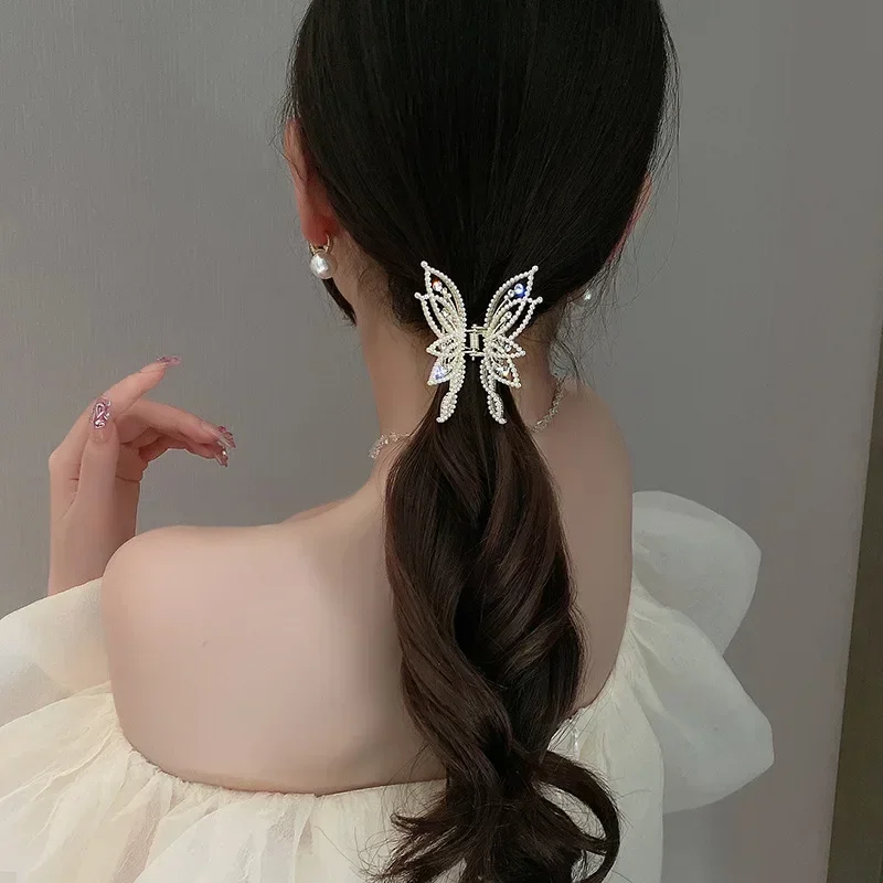 Fashion Metal openwork Hair Claw Butterfly Clips for Women Girl Elegant Ponytail Clip Vintage pin Accessories