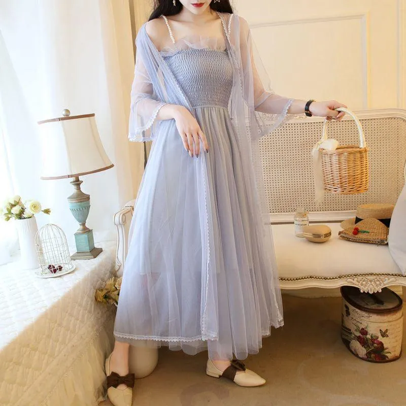 

Комплект из двух предметов: женское платье с расклешенными рукавами и кружевным кардиганом, весеннее, милое, длинное, без бретелек, на тонких бретелях, сетчатое платье-сарафан (Vestidos)