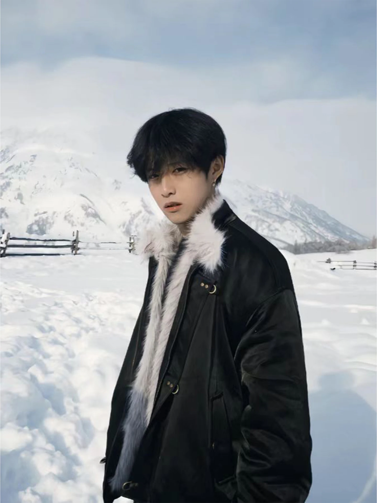 

Men's Winter PU Leather Jaet with Long Fur Collar And Airplane Bule Warm Cotton Coat Youth Faion Loose Fit Casual Wear