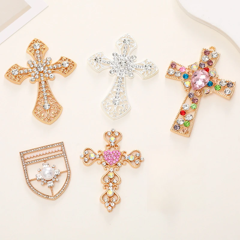 

Europe America Style Glitter Cross Crucifix Pearl Rhinestones Accessory DIY Brooch Clothing Jewelry Bags Necklace Craft Supplies