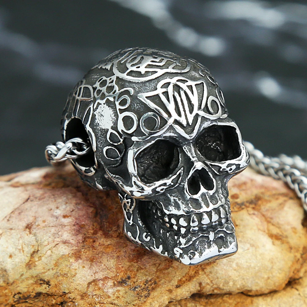 Retro Gothic Men Skull Pendant Necklace Punk Hip Hop Pattern Stamp Stainless Steel Biker Skull Pendant Chains Fashion Jewelry