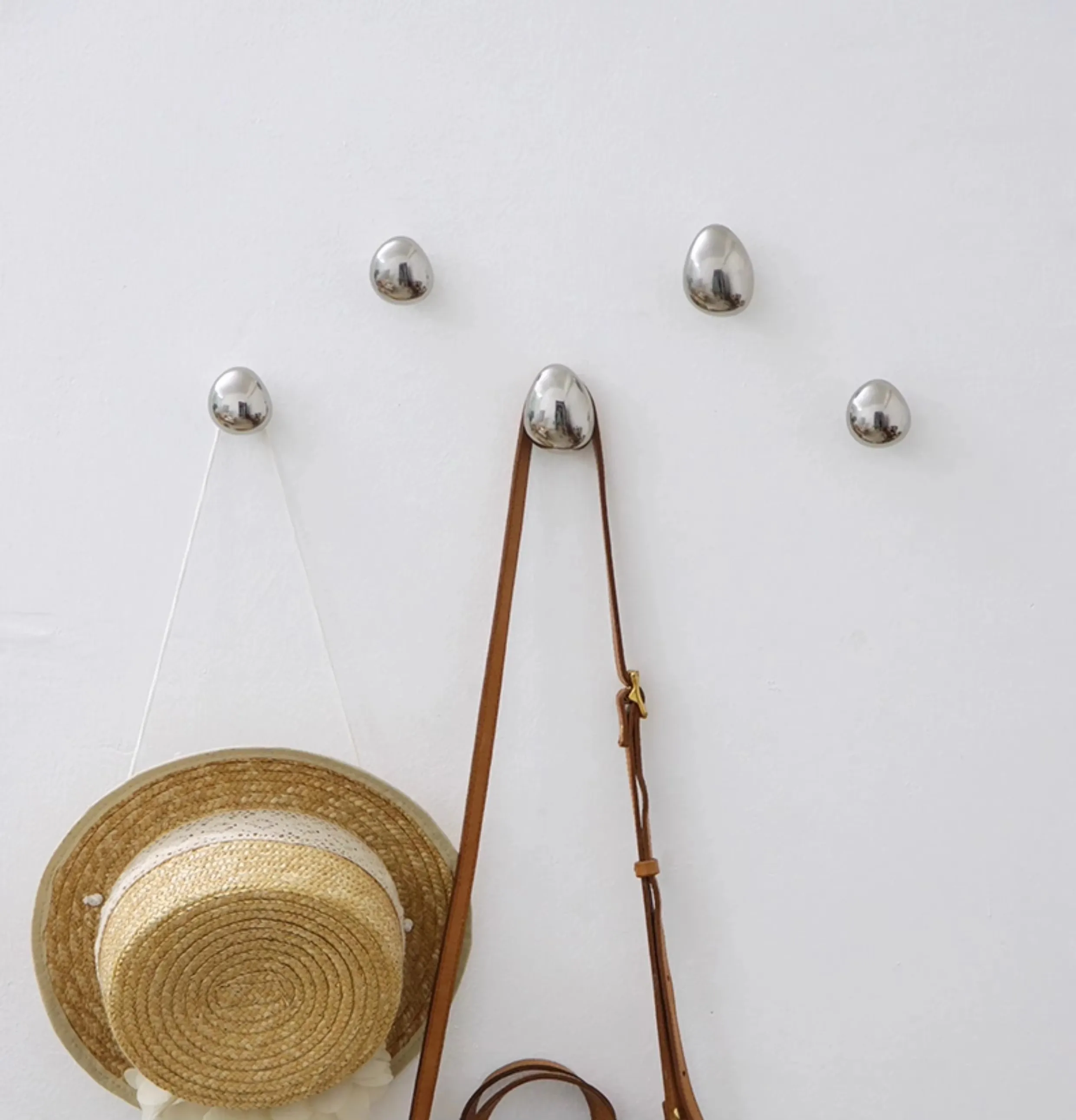 1pcs Ceramic Solid Ceramics Wall Mounted Coat Hooks Colorful Clothes Hangers with screws Cabinet Knobs Cute Raindrop Wardrobe