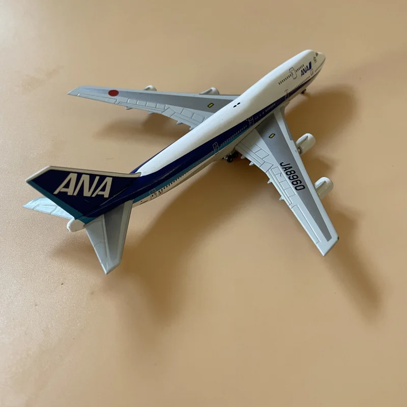 Metal 1:400 Ana Trading B747-400D JA8960 Plane diecast Model