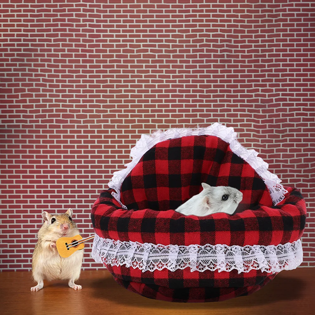 

Delicate Hamster Hut Warm Pet Safe Funny Exercise Play Rest Nest Hamster Bed Chinchilla Chinchilla Accessory