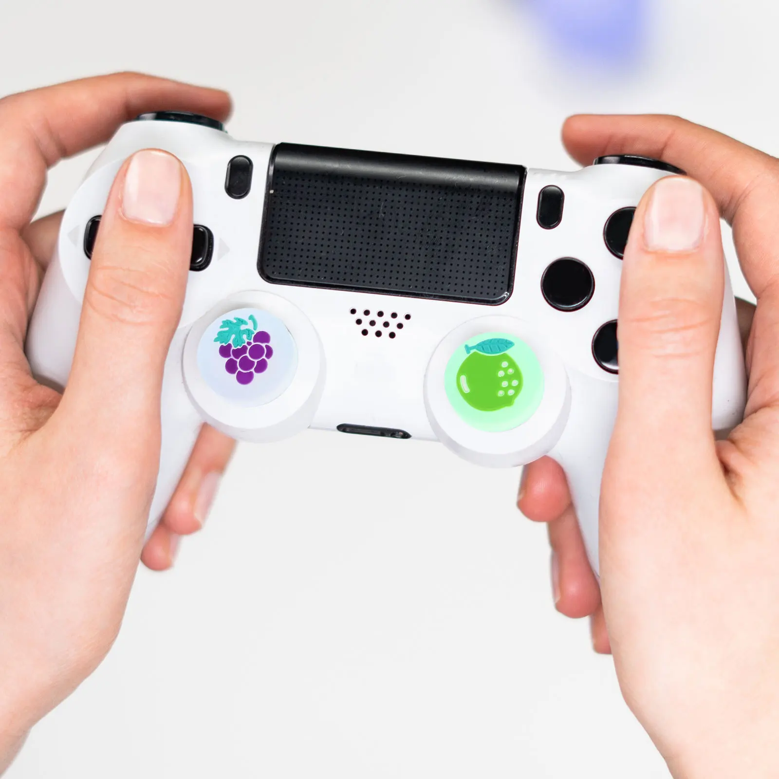 

4Pcs Switch Joystick Caps Glow in The Dark Silicone Thumbstick Grips Comfortable Protective Button Covers Game Controller