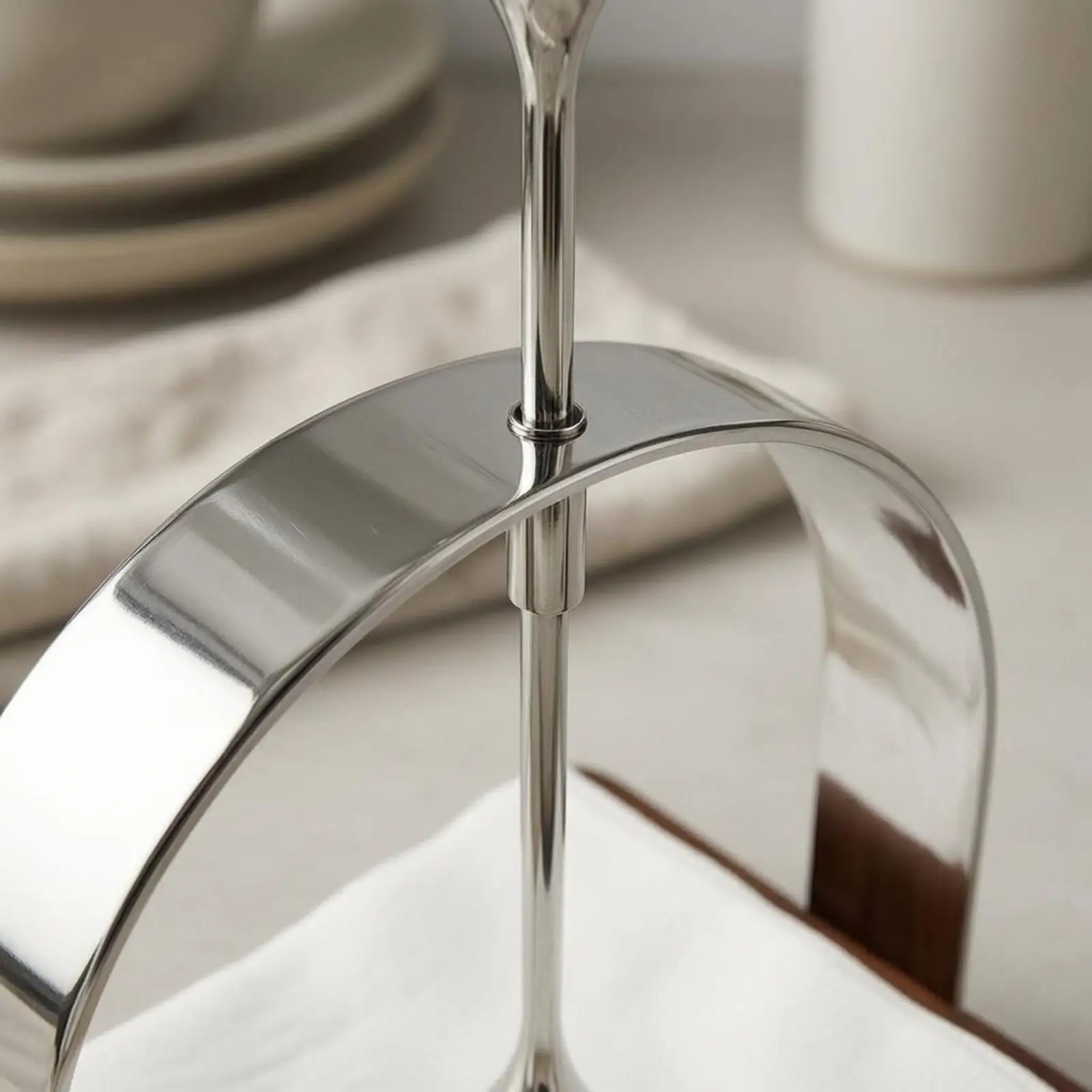 Decorative Napkin Holder Walnut Wooden Square Design Stainless Steel Arched Frame for Kitchen Dining Table Napkins
