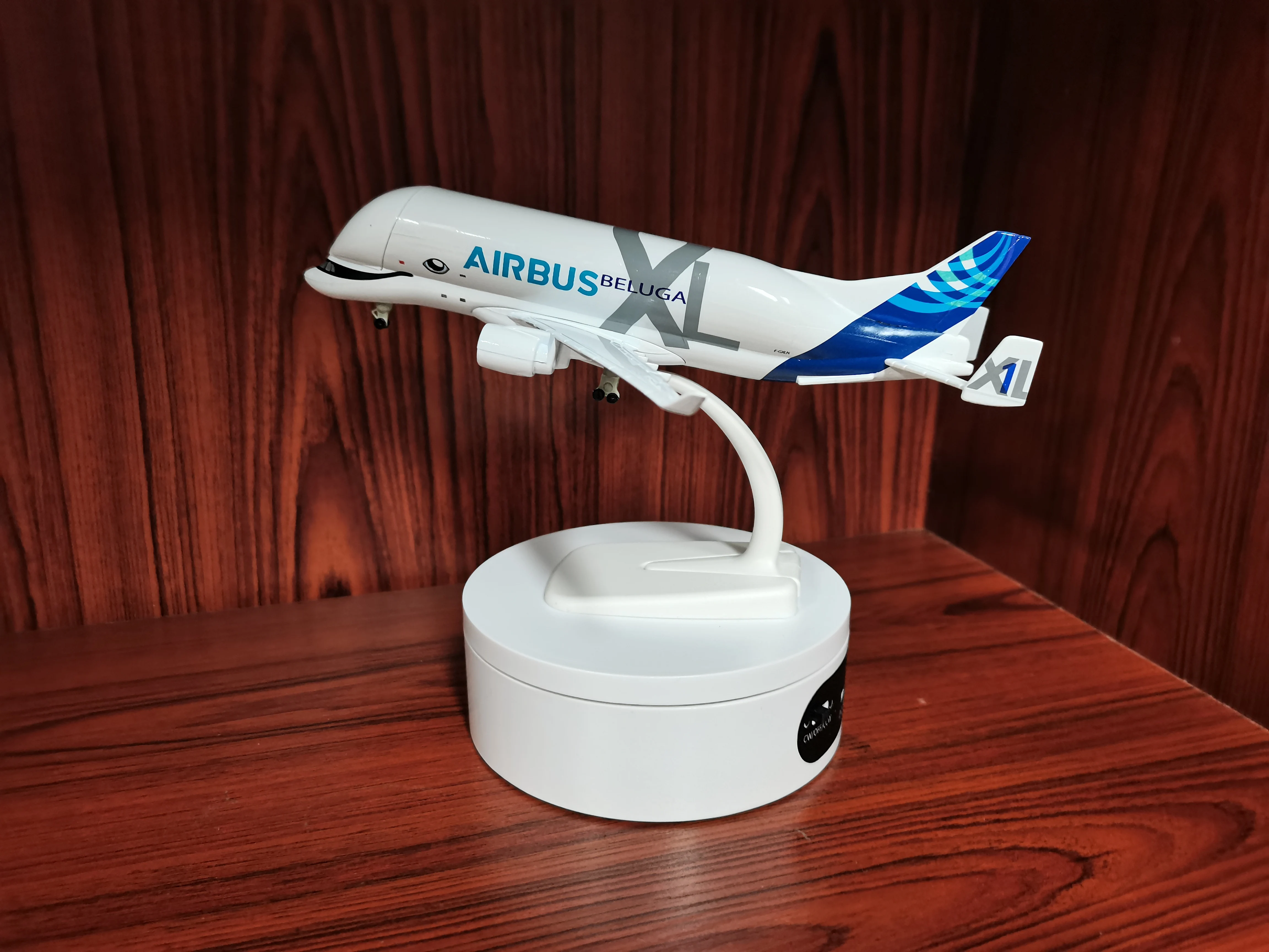 20 سنتيمتر نماذج طائرات مقياس A330 Beluga الحوت طيران سبيكة معدنية يموت الصب نموذج طائرة مع عجلات طائرة ديكور المنزل هدية
