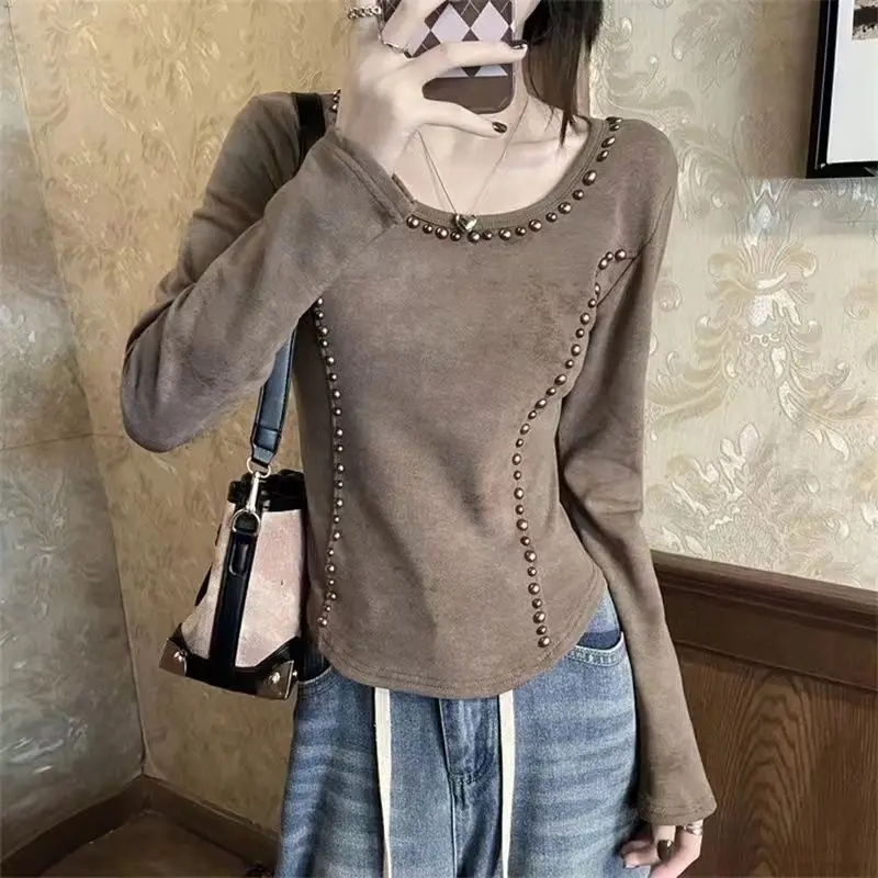 Short Base Sweater with Added Fleece Women\'s New Style Interior Warm and Slimming Top High-end German Fleece T-shirt