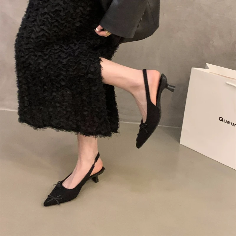 

2025 New Summer Low Heel Shoes for Women's Sandals Fashionable Pointed Toe Slides Elegant Dance Pump