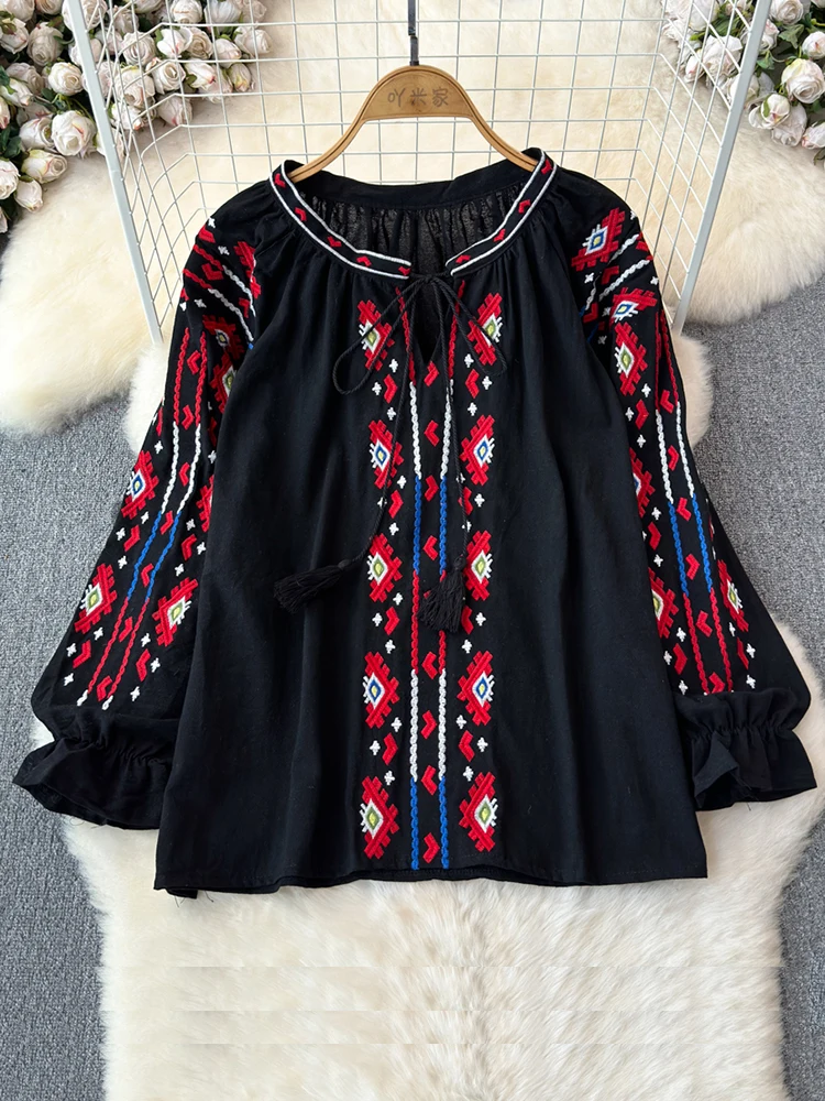 Women Autumn Blouse Temperament Flower Embroidery Long Sleeve V-Neck Pullover Shirt Loose Age Reducing Bubble Sleeve Top A115