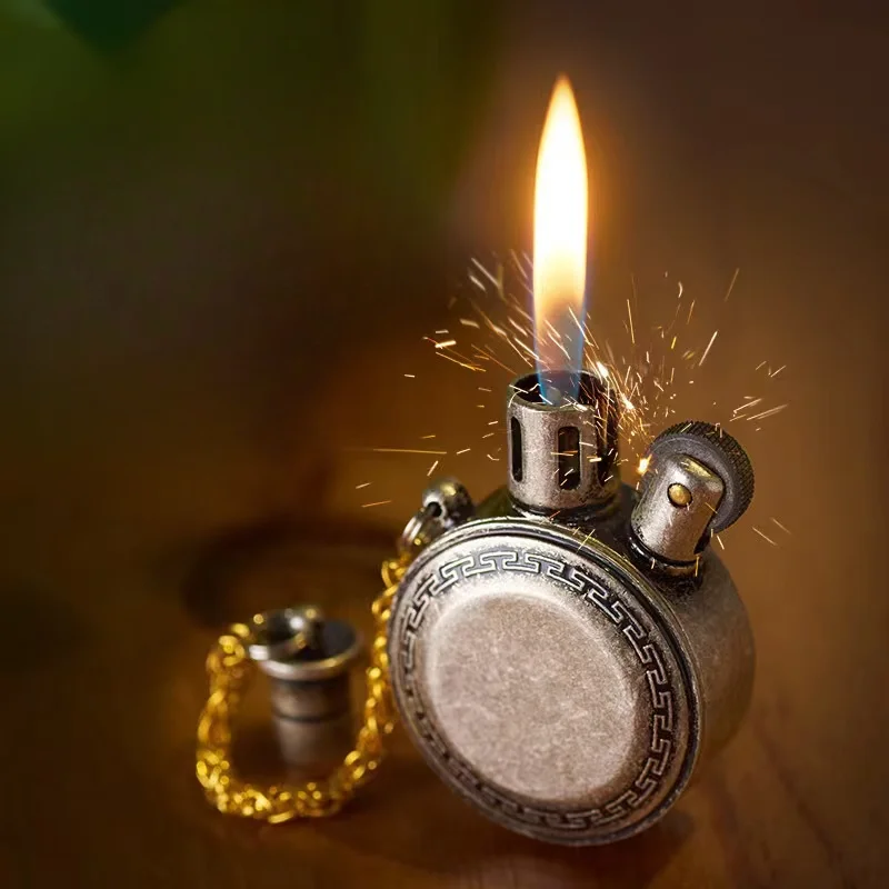 2024 Retro Pocket Watch Kerosene Lighter Mini Portable Gasoline Lighters Classic Vintage Oil Round Metal Unusual Men\'s Gift