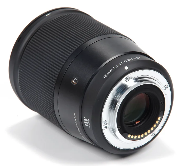 2026 16mm F/1.4 APS-C Wide Prime: Low-Light & Macro Focus