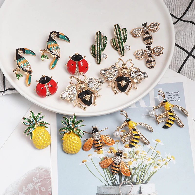 32 Styles Fashion Colorful Bee Stud Earrings Butterfly Insect Statement Earrings for Women Jewelry Party Surprise Gifts 2023