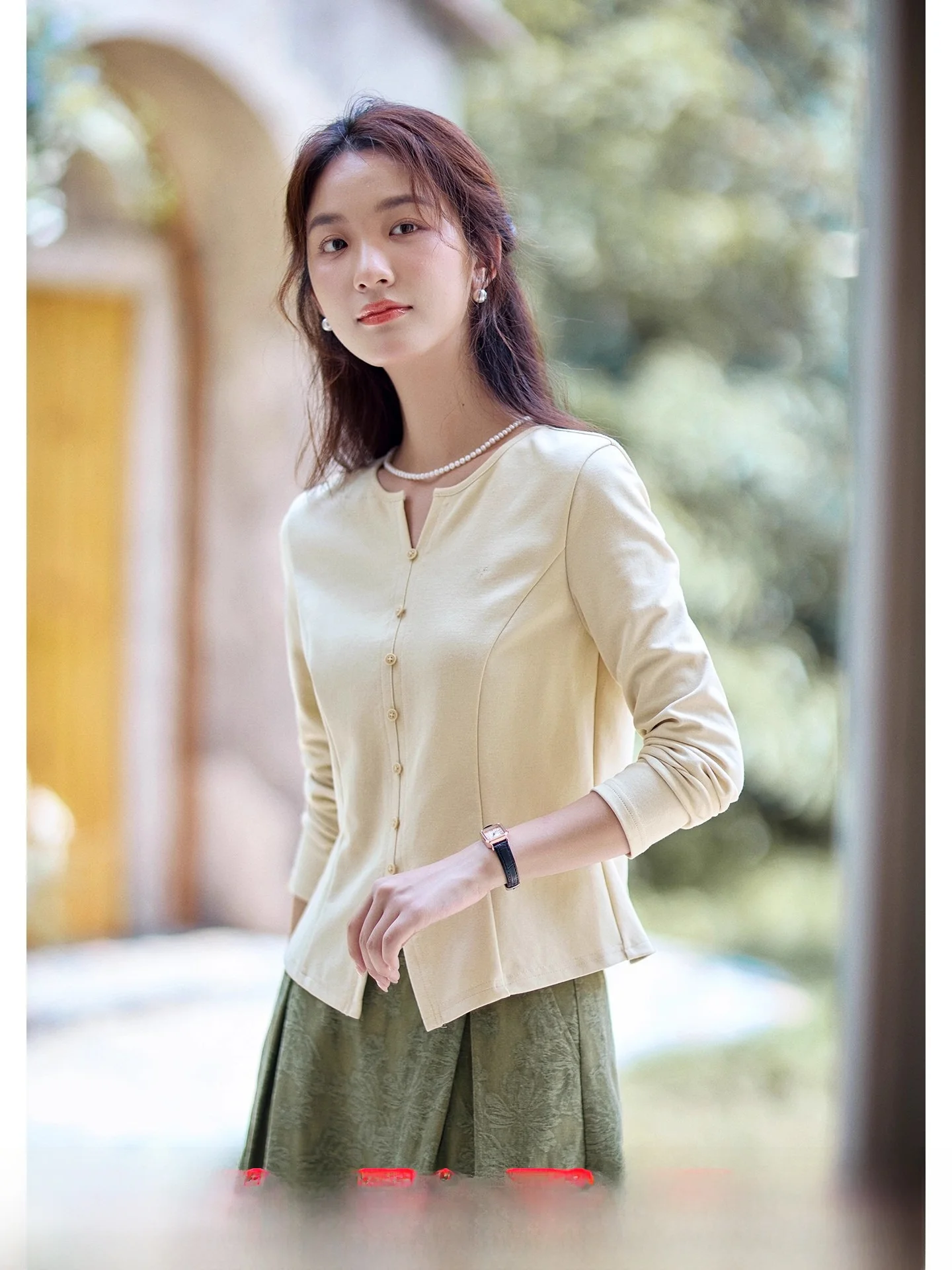 

Женская трикотажная хлопковая футболка Red Tead Long Sve Ele, белая осенняя новинка, литературный Sle, универсальная повседневная одежда