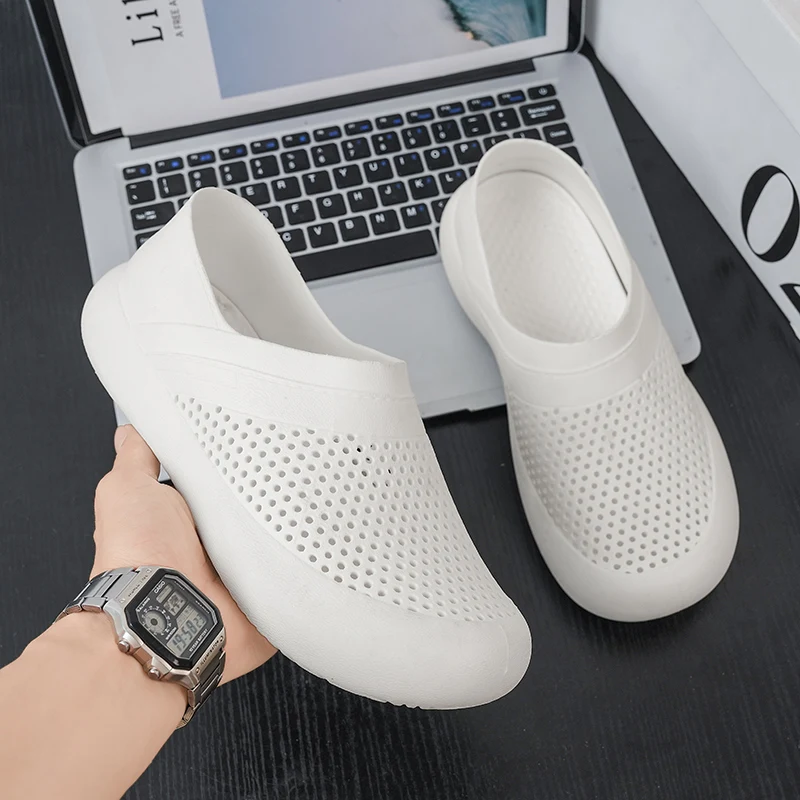 Summer New Men's and Women's Fashionable Hole Shoes 3D Printed Breathable Couple Sandals Outdoor Wide Toe Casual Beach Shoes