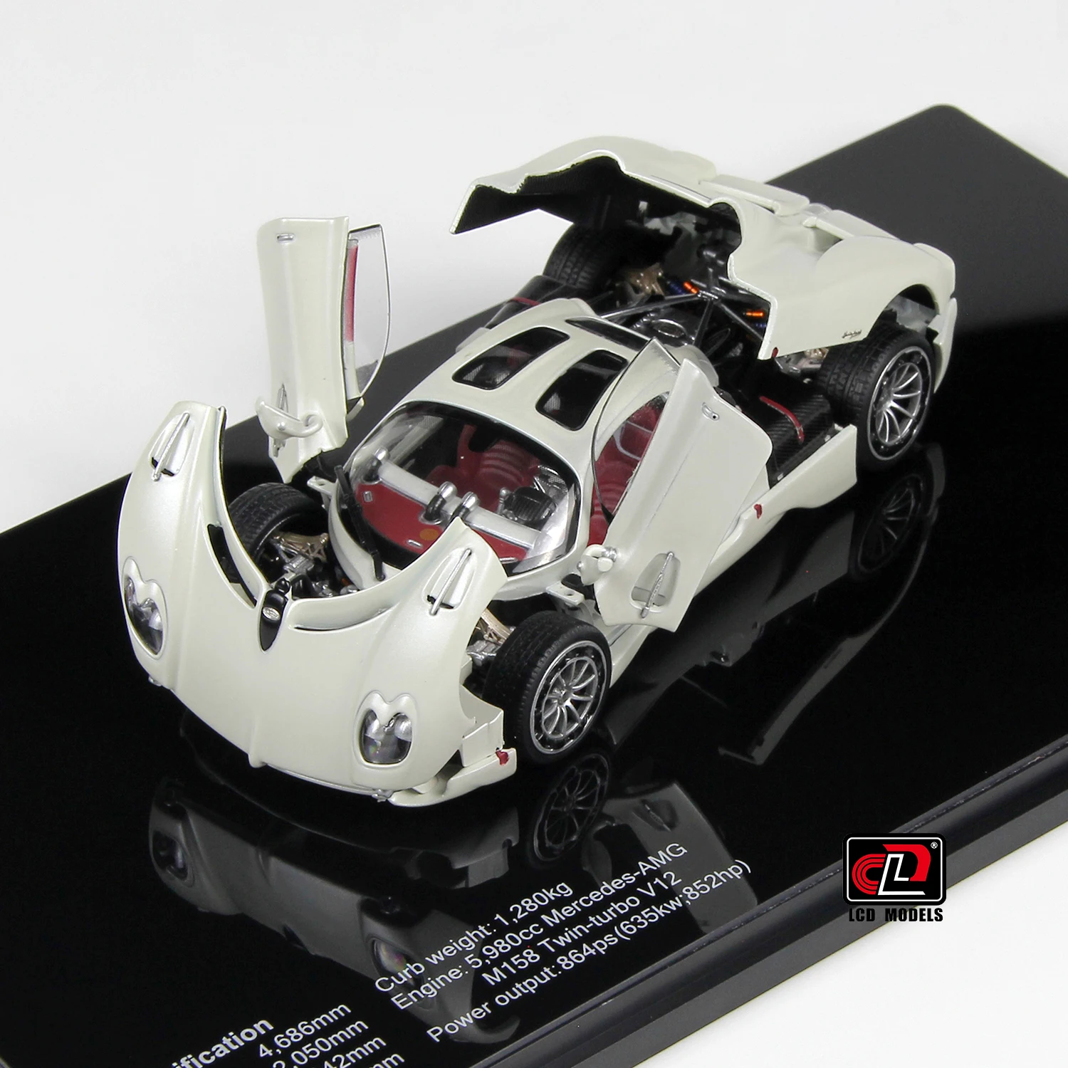 Pre-sale model LCD 1:43 scale New Pagani Utopia alloy Full open car model Sports car Metal car model Static display Holiday