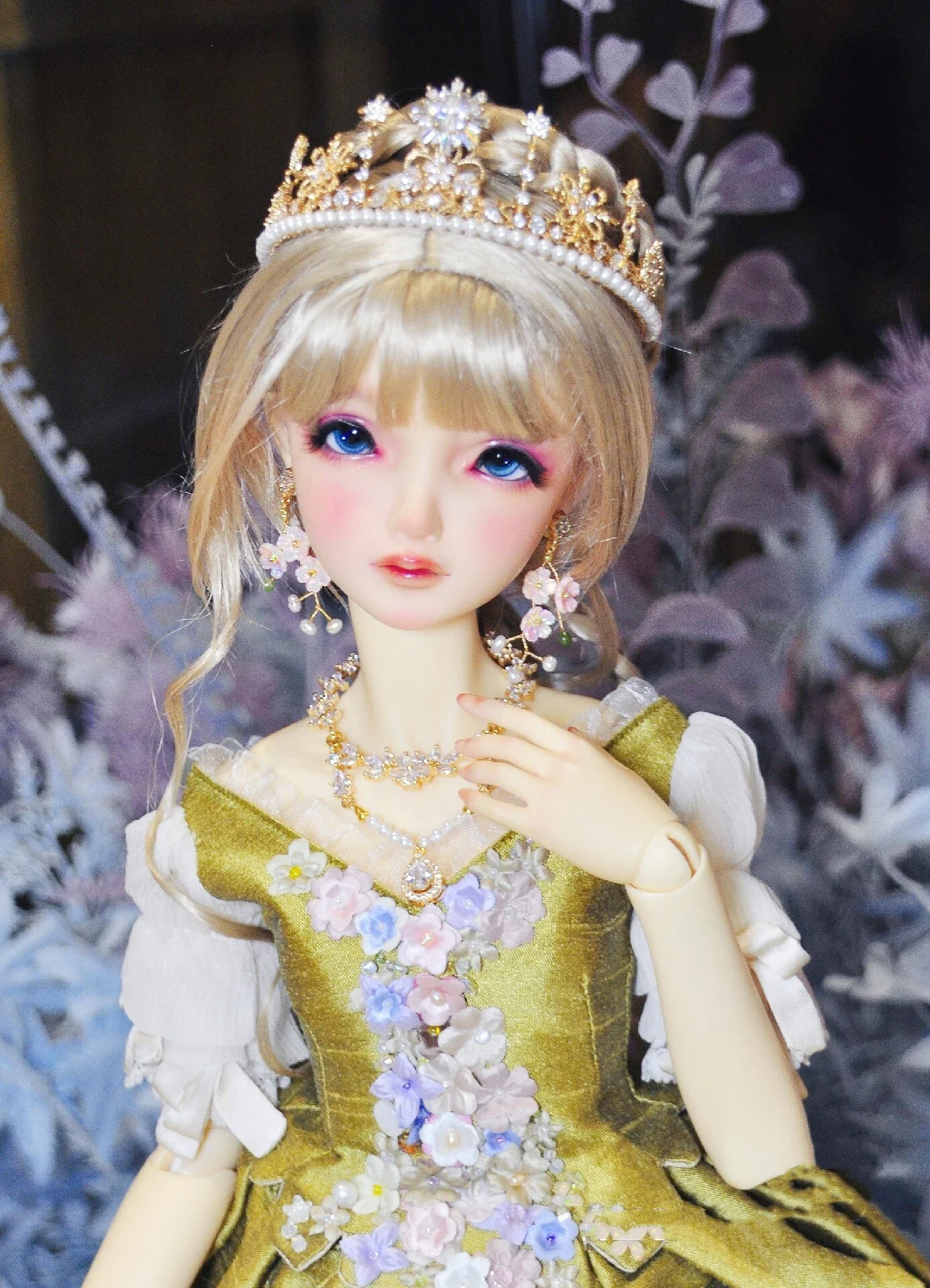 Nice 1/3 BJD Doll Tiara ，Exquisite Diamonds Crown  Necklace Earring Set Accessories