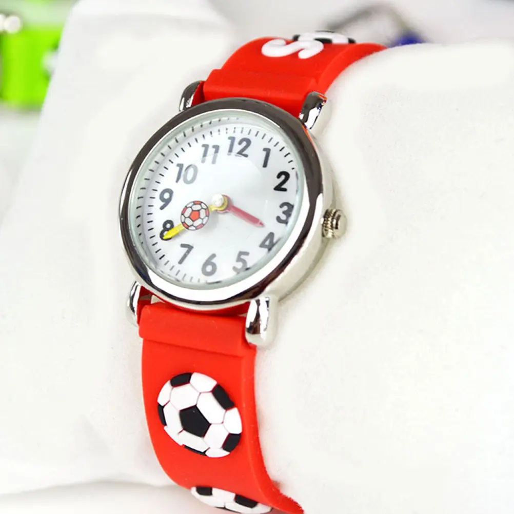 Soccer Theme Watch Red Cartoon Silicone Quartz Precise Sports Watch Lovely Unique Design Childrens Birthday Gift