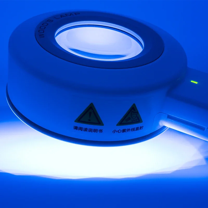 Loupe médicale UVA Lampe à bois LED, Lampe à bois SW-11 Analyse de la peau DerDonoscope Vitiligo Psoriasis Diagnostic