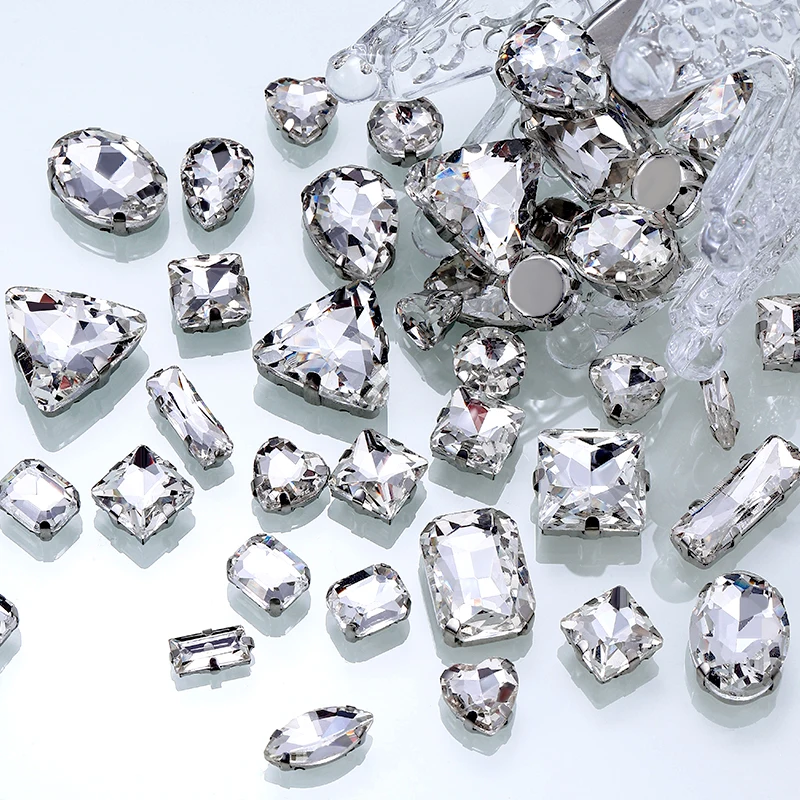 Image of 50 Stück/Größe Glas-Kristall-Nähsteine mit silberner Krallenbasis, Strasssteine für DIY Hochzeitskleid, Kopfschmuck, Schmuckperlen, Diamanten
