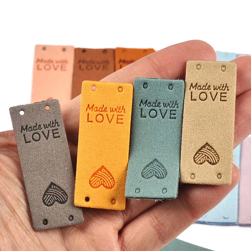 20Pcs 50x20mm Rectangle Heart Leather Embossed Labels Sewing Garment DIY Accessories Handicrafts Mxied Color Clothes Tags C4016