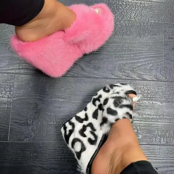 2024 Luxury new women feminine high-heeled fur drag outdoor all-match shoes slippers round head wedges with mink fur slippers