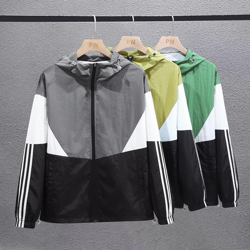 

2025 Spring/Autumn New Couple Outdoor Hooded Men's Jacket with Three Bars Sunscreen Windbreaker Waterproof Hooded Jacket
