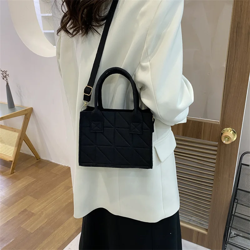 Simple Handbag Women's Casual Small Square Bag