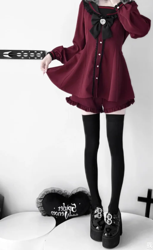 

Japanese Style Mass Produced Lolita Lace Splicing Bow Slim Navy Collar Long Sleeves Black Dresses Shorts Sets for Women Outfit