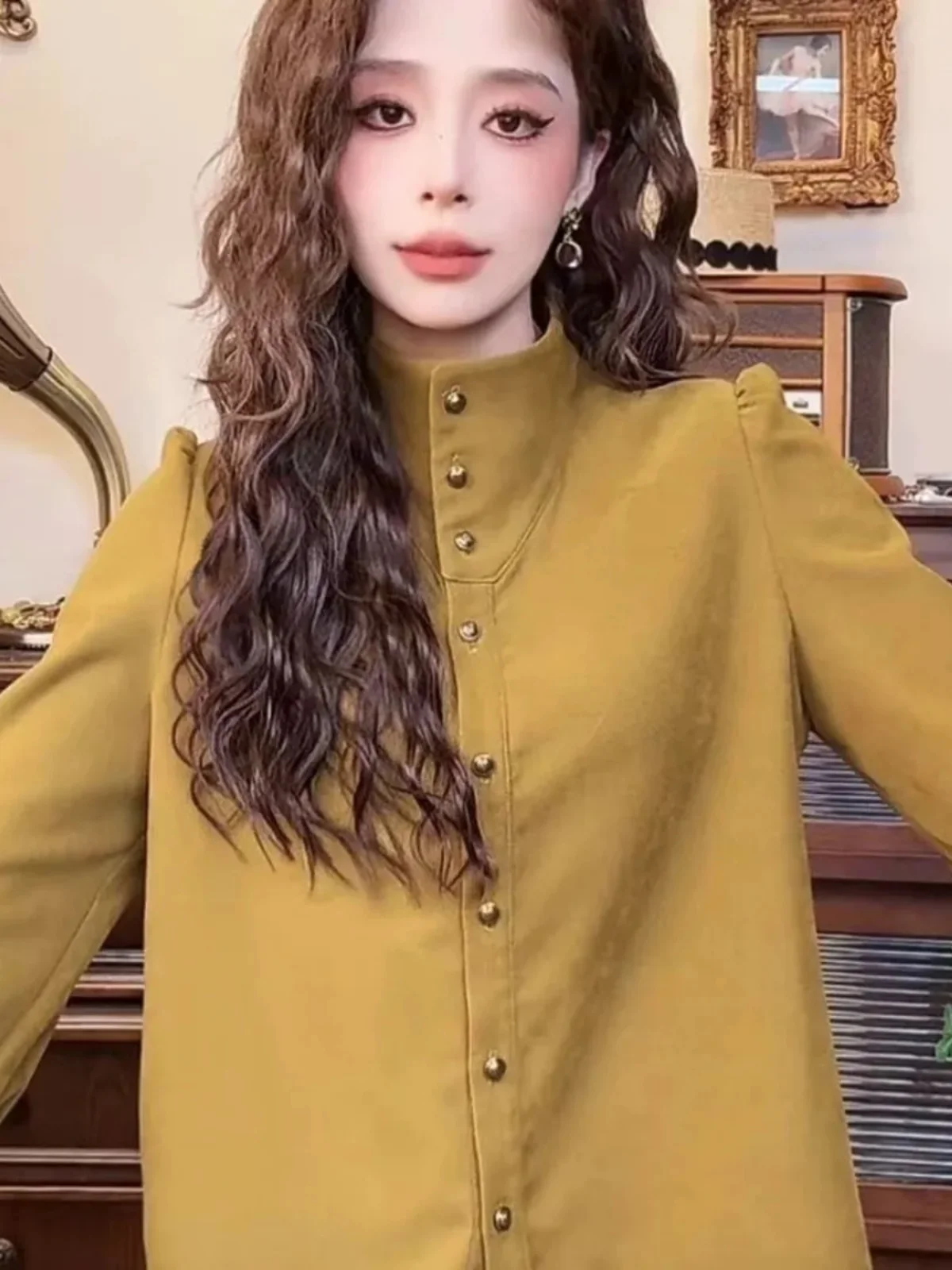 

Ele Hong Kong Sle irt Stand Collar Long Sve Faionable Top Commute Sle Loose Fit Korean Version Button Closure