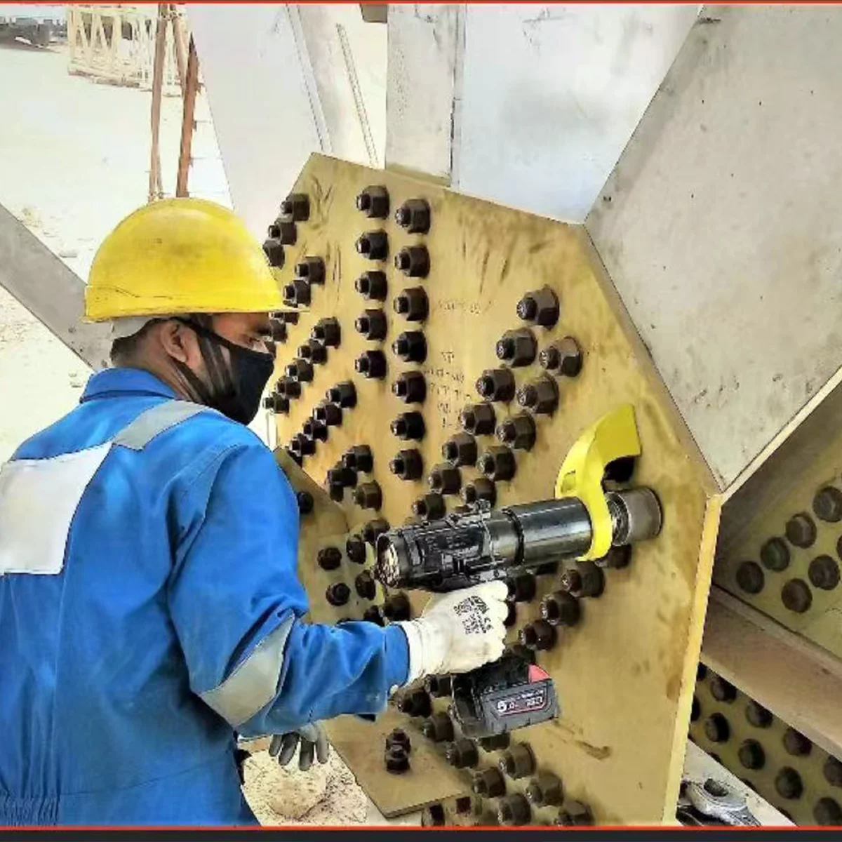 2000Nm Digital Display Battery Railway Maintenance Tools Rechargeable Battery Torque Wrench