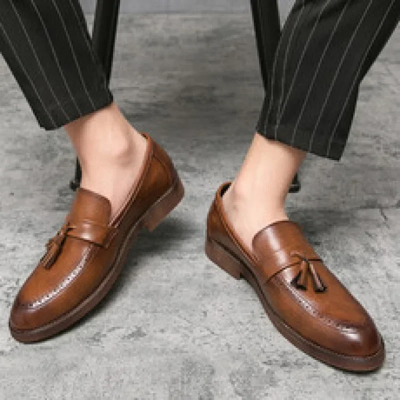 Sapatos de couro Oxford estilo britânico masculino, clássico e confortável, sapatos de casamento casuais