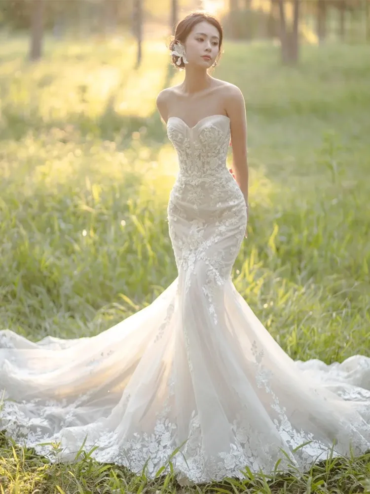 

A new one-shoulder light luxury high-quality and elegant fishtail dress