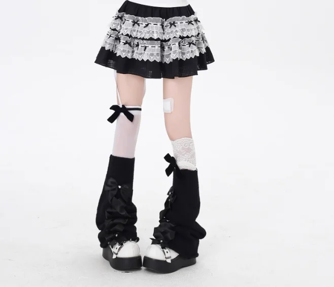 กระโปรงลูกไม้สีดำขาวสไตล์ญี่ปุ่นน่ารัก ดีไซน์โบว์  กระโปรงทรงเค้กเอวสูง  แฟชั่นฤดูใบไม้ผลิและฤดูร้อน  ใส่ได้หลากหลาย  ช่วยให้ดูอ่อนวัย