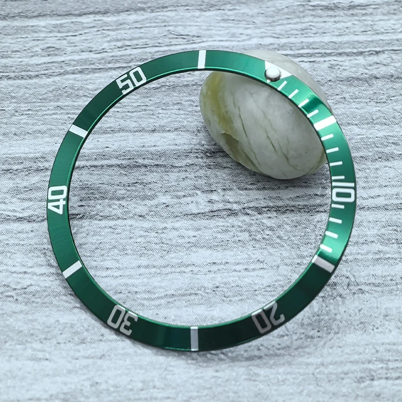 Mod 36,5 mm x 30,6 mm gebogener Retro-Uhrenlünetteneinsatz aus Aluminium, passend für Vintage Submariner für NH35-Uhrenzubehör, Gehäusering