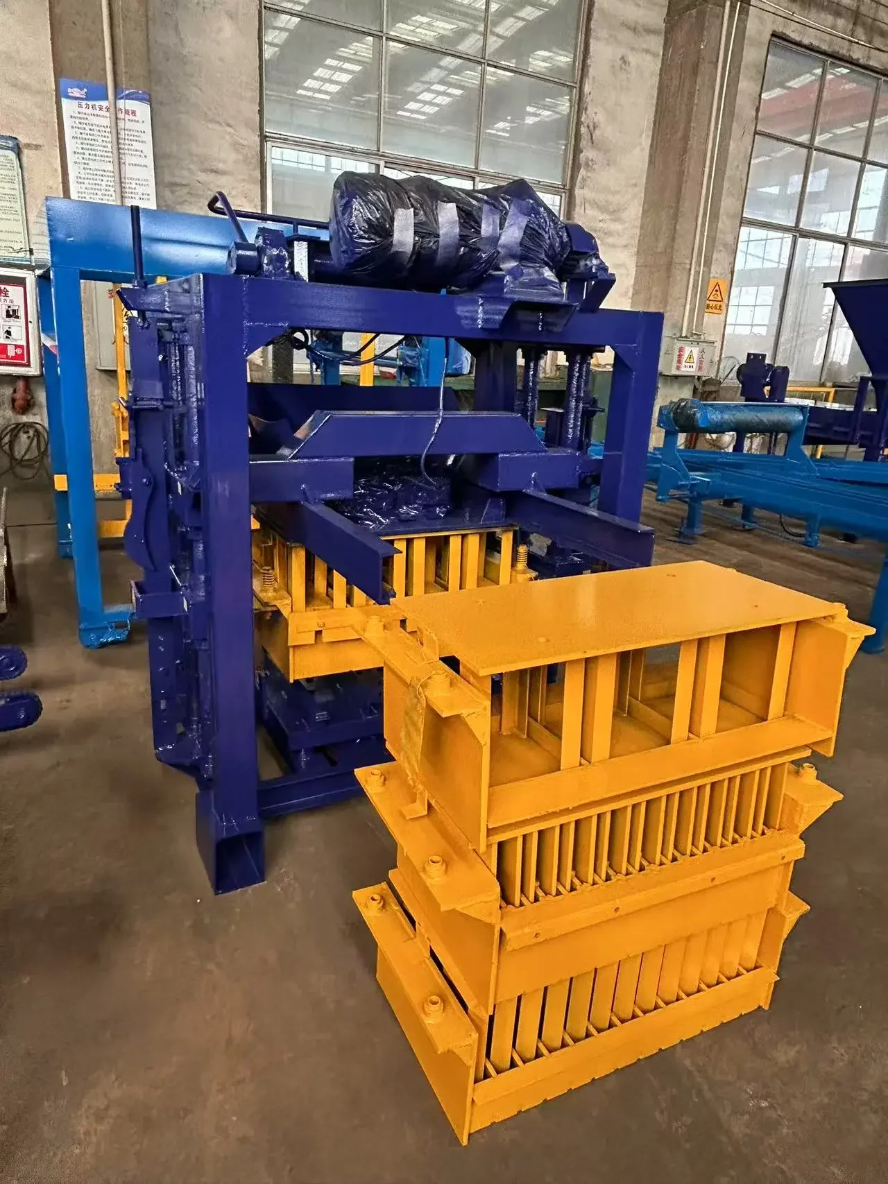 &For QT 4-35 Automatic Hollow Block Making Machine New Design Condition Construction Sand Cement Fly Ash Concrete Molding Mach