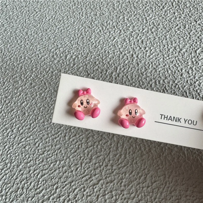 Kirby ต่างหูเข็มเงินการ์ตูน MINI เครื่องประดับต่างหูแฟชั่นผู้หญิงเจาะหูอุปกรณ์เสริมอะนิเมะส่วนบุคคลต่างหู