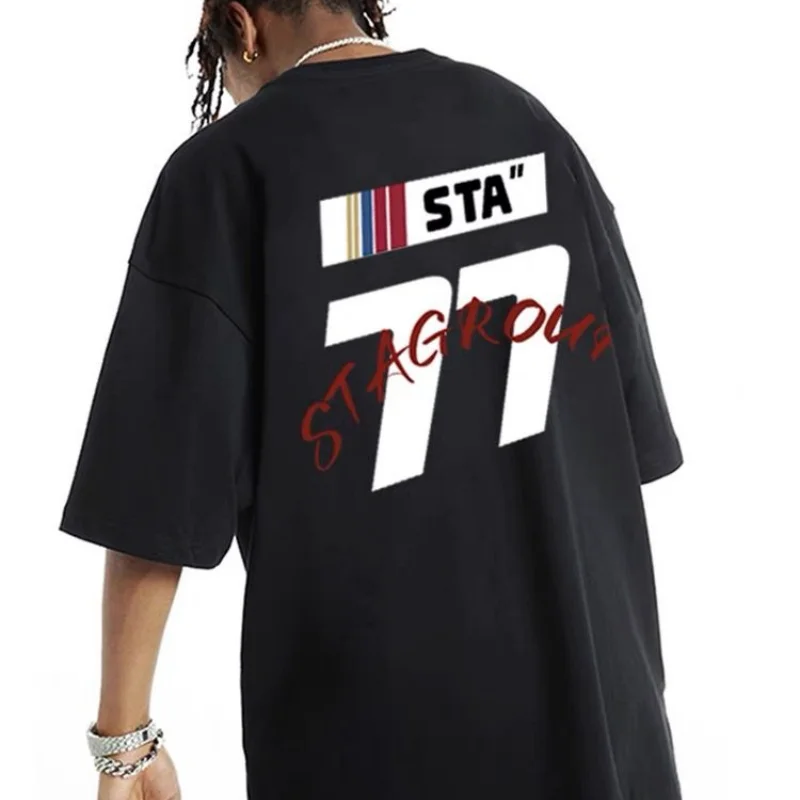 

A 77-letter short-sleeved T-shirt for a male couple, a hip-hop American high street loose, off-the-shoulder, half-sleeved top