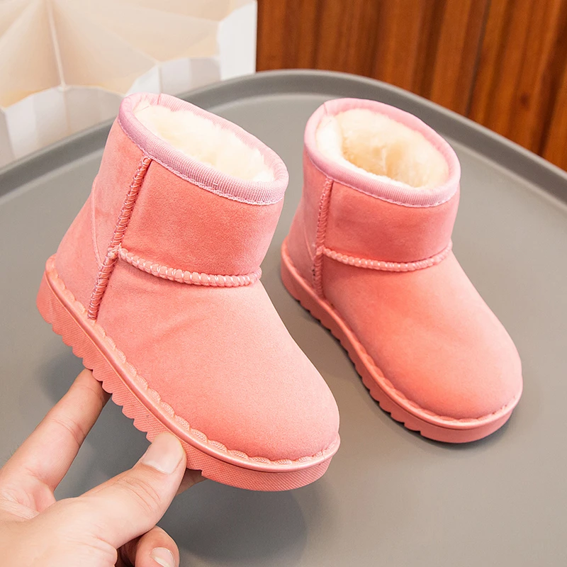Kinder Schneestiefel Prägnanter Stil Plüsch Chunky Winter Kinder Kurzstiefel Einfarbig Slip-on Unisex Klassische Jungen Mädchen Schuhe 23-36 – Detail 14