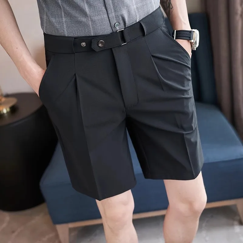 Pantaloncini da abito estivi da uomo Moda stile Inghilterra Pantaloncini casual slim dritti da uomo Tinta unita Comodo elastico in vita al ginocchio
