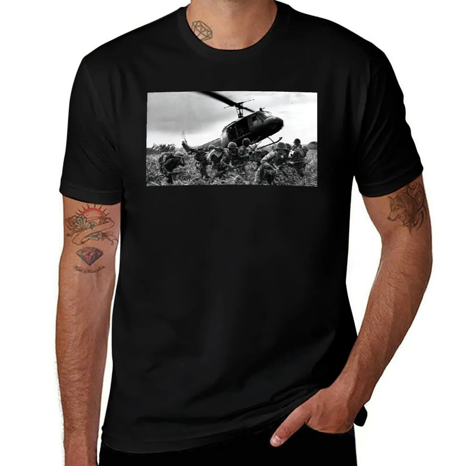 Descent to the battlefield #2 T-Shirt Vintage Print Crew Neck Tee T-Shirt