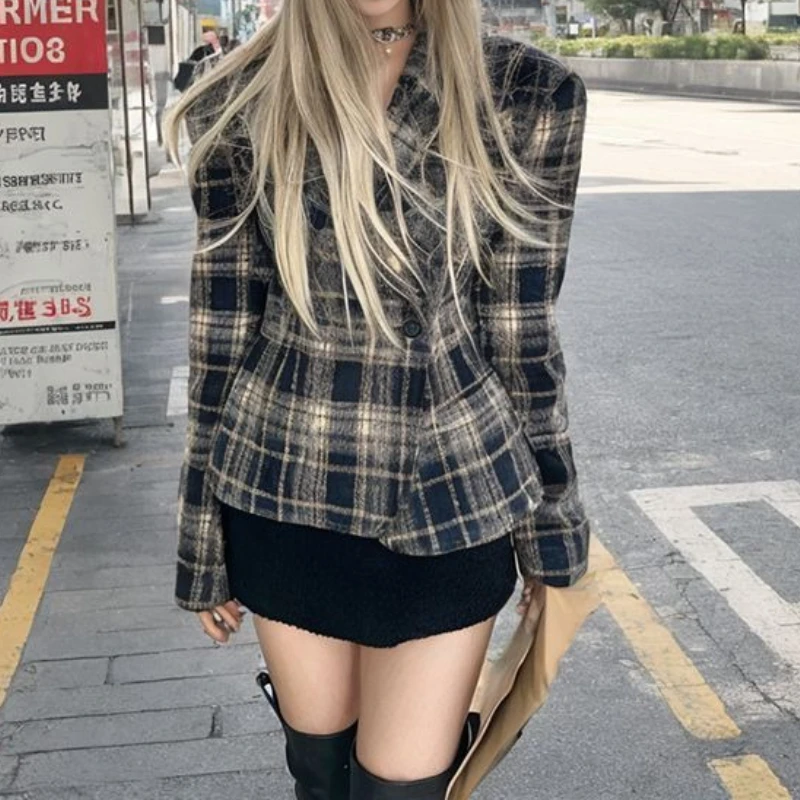 Retro-style Plaid Woolen Coat for Women, New Niche High-end Loose Blazer, Winter Jacket