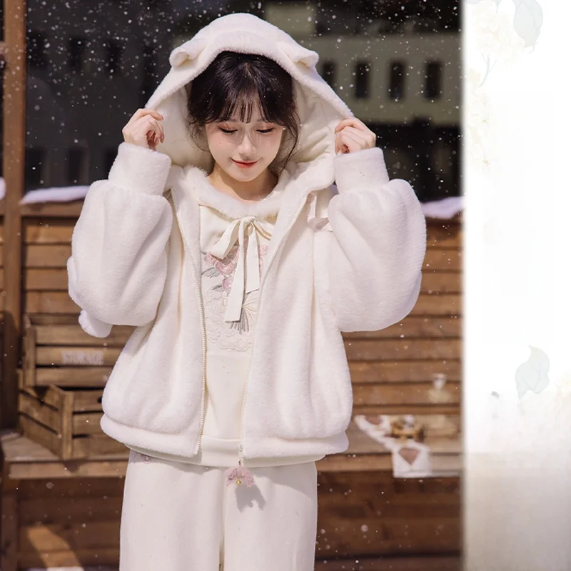 

s Love Faux Fur Thiened Warmth Hat Outerwear Winter Season Polyester Fiber Long Sve Loose Fit Hanfu Sle Women Coat