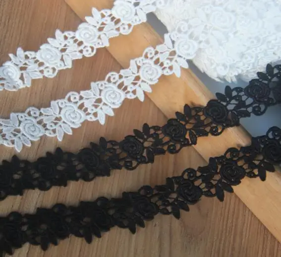 1yard Width: 2.5cm New Style Flower Lace Black and Ivory White Thread Embroidery Laces Sewing Accessories(SS-4023)