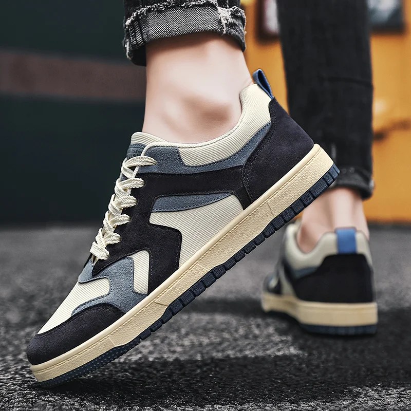 Fashion Canvas Board Shoes for Men Vulcanized Outdoor Casual Platform Sneakers Men Street Skate Shoe Lace-up Zapatillas Hombre