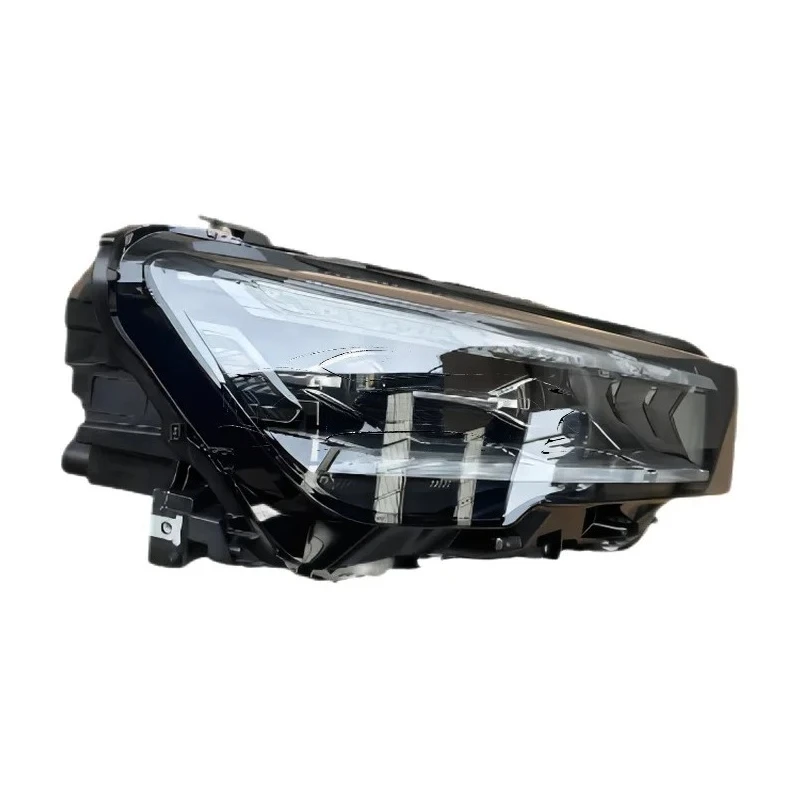 

Applies to Headlights - Left 8895000744