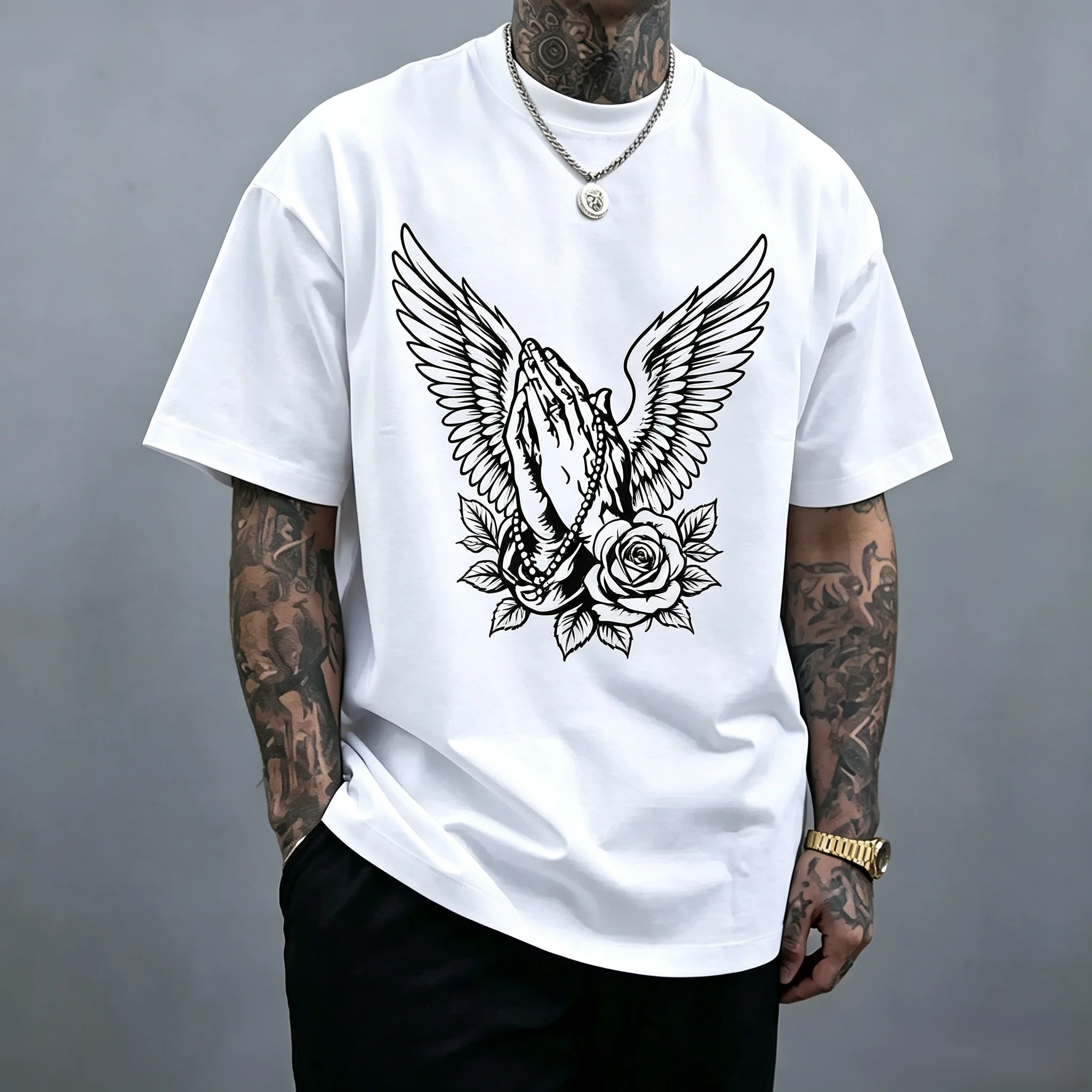 Unisex Men Women T‑Shirt Vintage Tattoo Art Praying Hands Angel Wings Rose Rosary Print Tees Casual Loose Short Sleeve Tops Gothic Faith Streetwear Cotton Tshirt