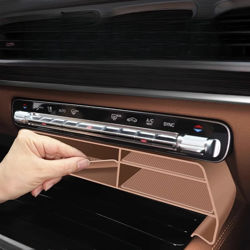 

Suitable for Mercedes-Benz GLE350/GLS450 under-screen storage box GLE450 central control storage cart protection modification