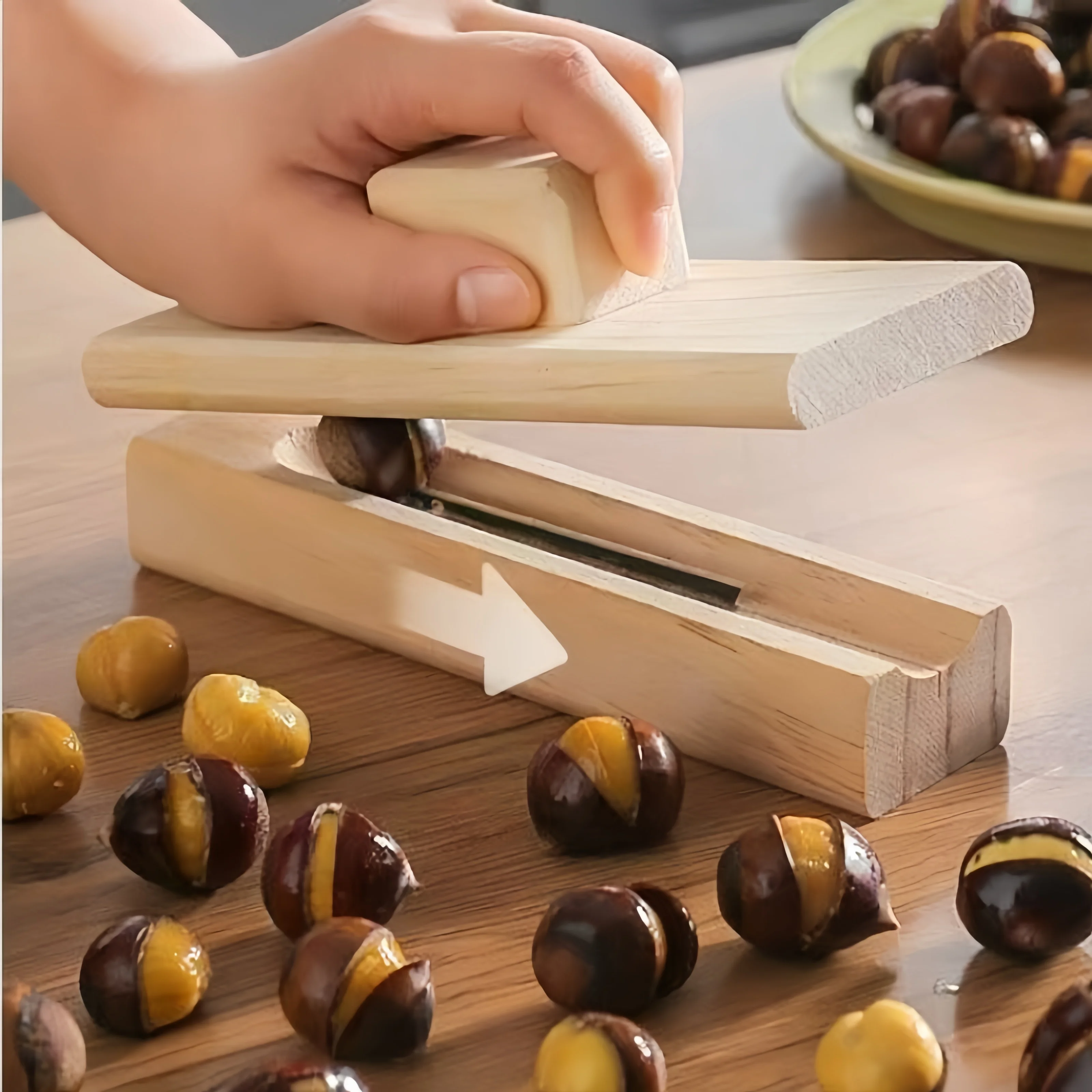 Cone Chestnut Openers Chestnut Artefacts Solid Wood Peeling Raw Chestnut lotus Seed Machine Home Cross Open Chestnut Tool