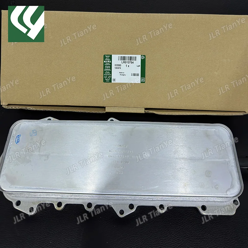 Suitable for Range Rover Discovery 4/53.0V6 Petrol Oil Radiator Engine Oil Cooler LR010754 AJ811959